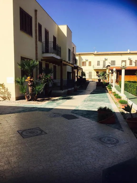 Le Palme Tropicali Daire San Vito Lo Capo 0*,  İtalya